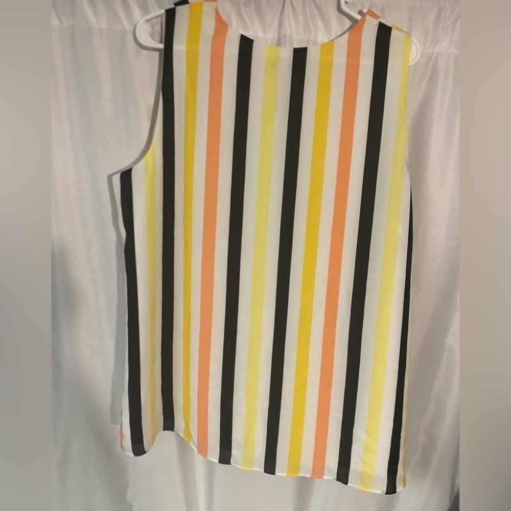 Tank Top - Picture 2 of 4